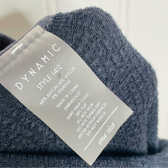 Dynamic Cross Back Ribbed Romper - Picture 7 of 8